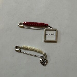 Chic Silver and Red Photo Frame Brooch Set